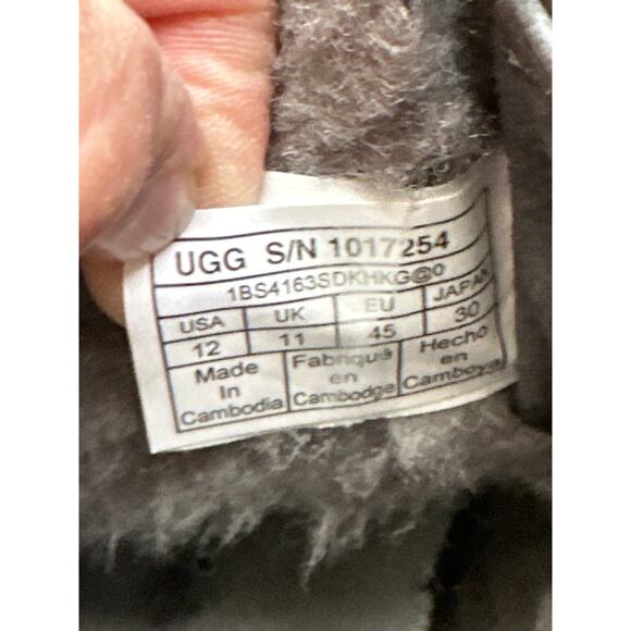 Men UGG Neumel‎ Chuckka Boots Suede Sheepskin Size 12 - Picture 9 of 9